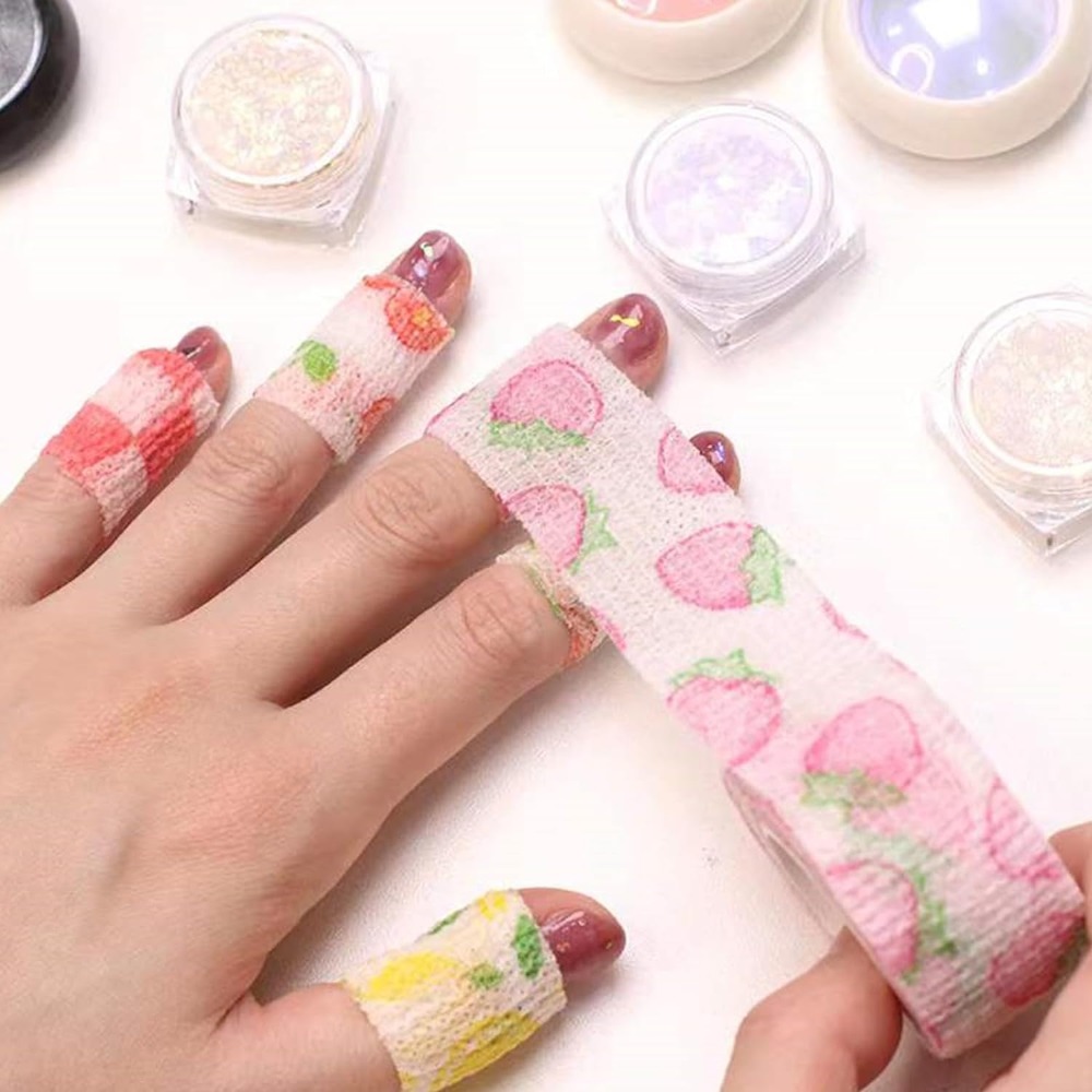 Jsou soudržné obvazy prstů vhodné pro menší řezy a škrábance?